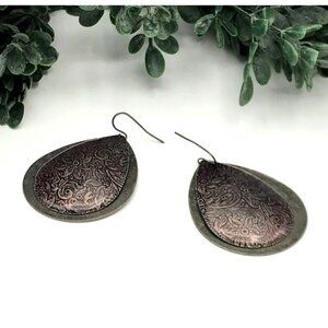 Vintage Style Purple Engraved Teardrop Dangle Earrings With Floral Design Double